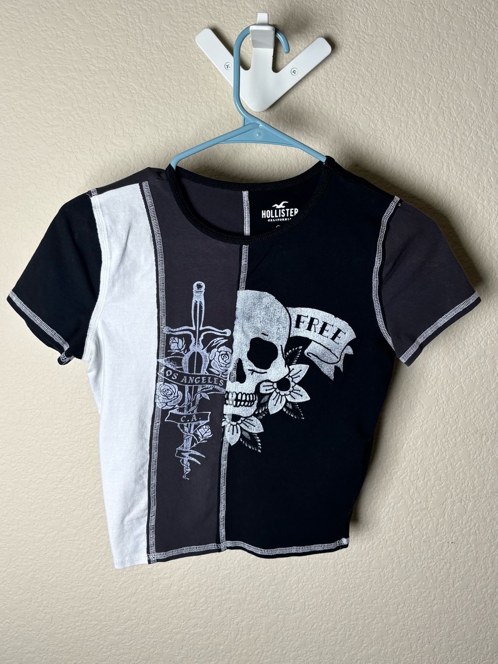 Hollister Black & White Colorblock Stitch Skull Graphic Crop Top